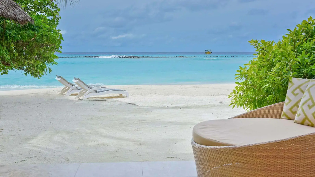 Summer Island Maldives