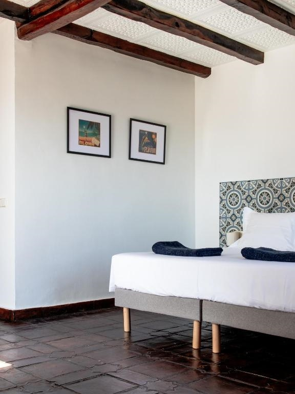 Comfy Double room (full double bed)