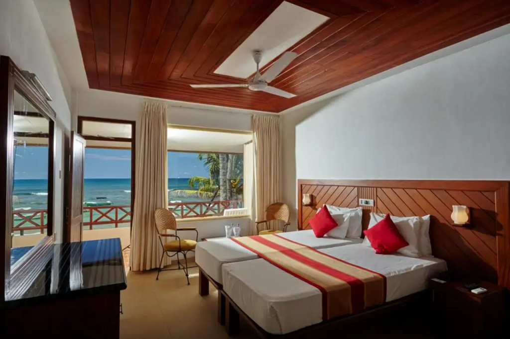 Coral Sands Hotel — фото