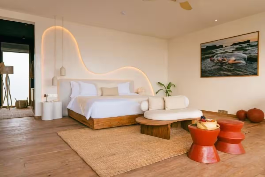 Double Suite (full double bed)