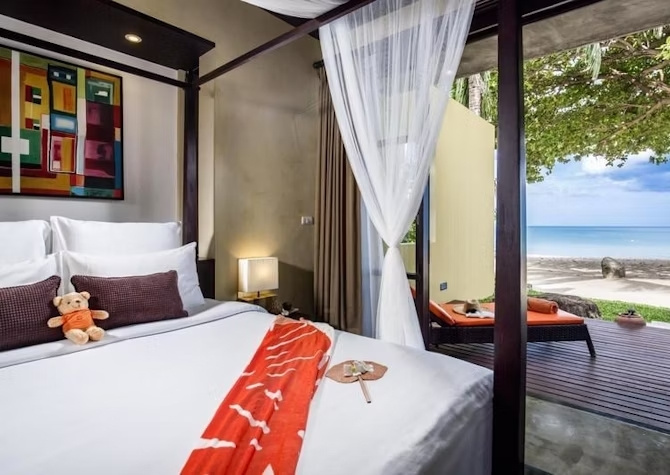 Beachfront Double Villa (full double bed)
