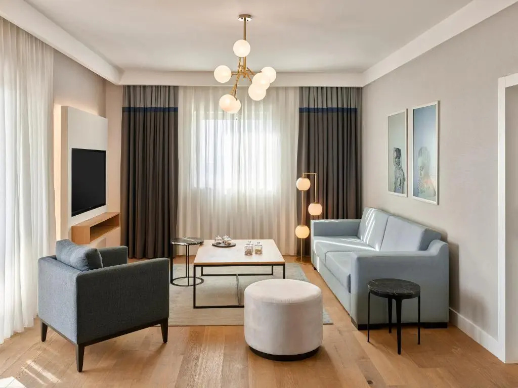 Lara Barut Collection image rooms