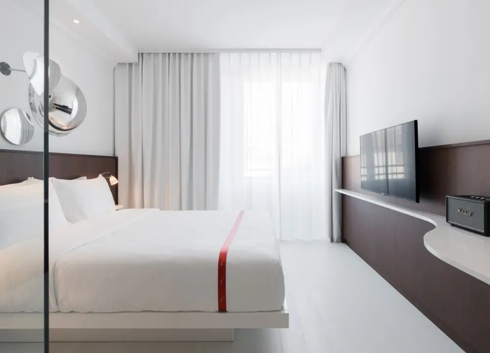 Lovely Double room (full double bed)