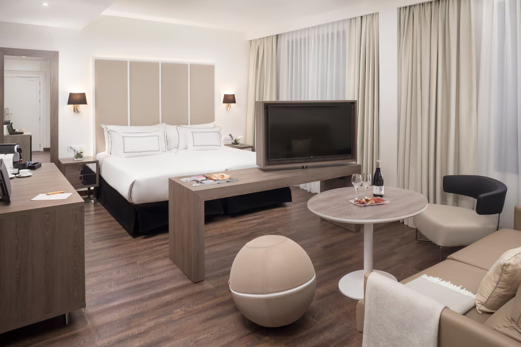Premium The Level Double room (full double bed)