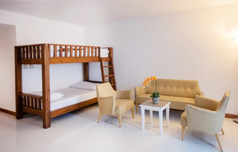 Четырёхместный номер Family с видом на бассейн в Pinnacle Grand Jomtien Resort and Beach Club