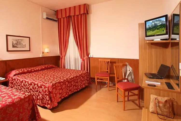 Hotel photo 8