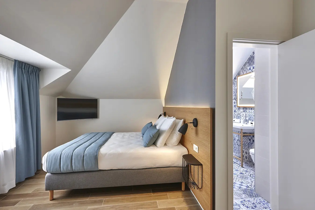 Relax Double room (full double bed)