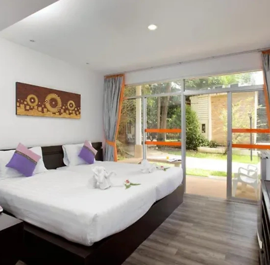 Deluxe Double Villa with garden view (full double bed)