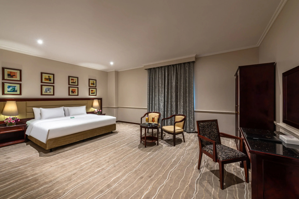 Double Suite (full double bed)