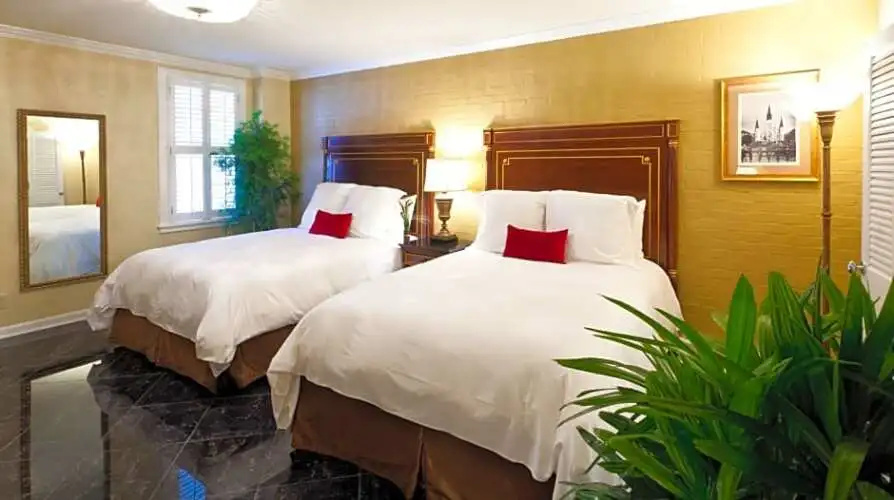 Hotel Mazarin Room Type - Superior King Room