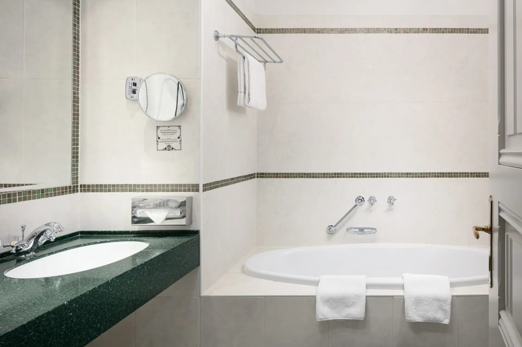 Hotel Paris Prague image General
