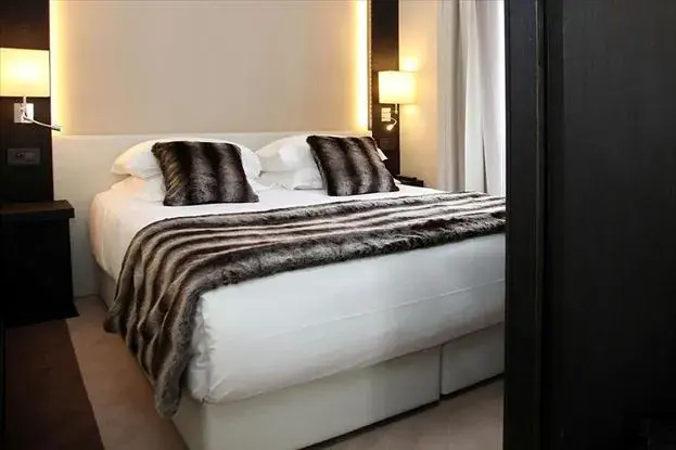 Hotel Elysées Paris - Chambres