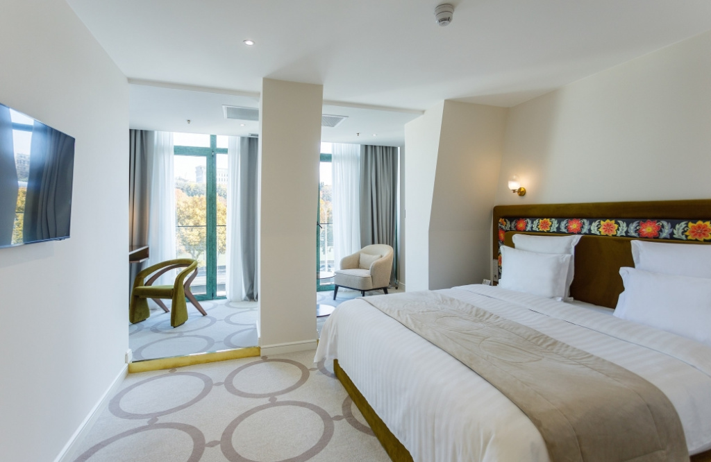 Superior Double room (full double bed)