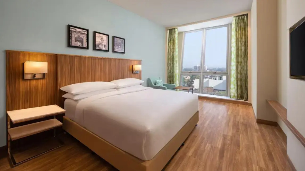 Double Studio Suite (full double bed)