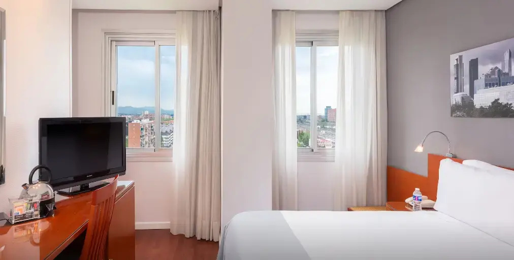 Premium Double room (full double bed)
