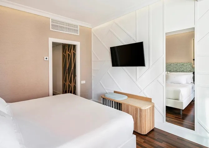 Superior Double room with view (full double bed)