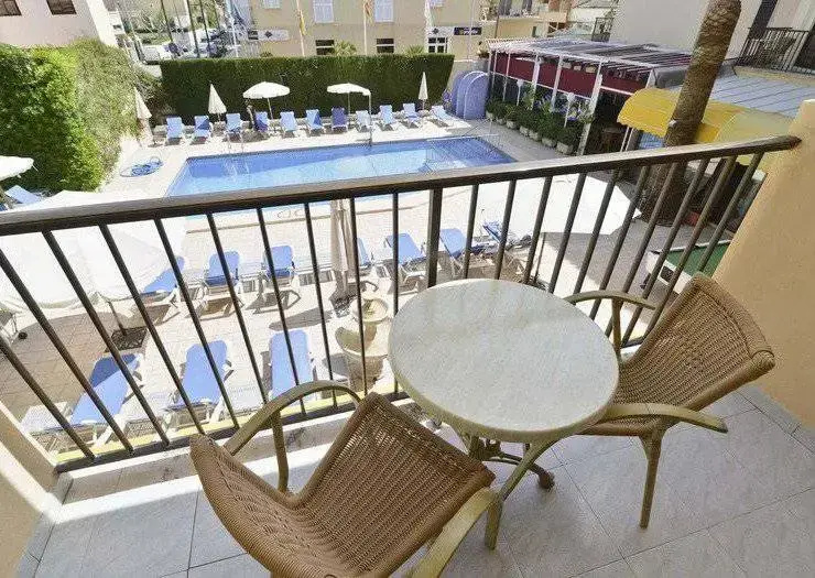 Hotel Amoros - Chambres