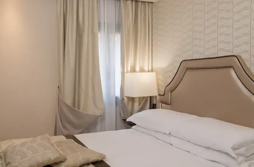 Charming Double room (full double bed)