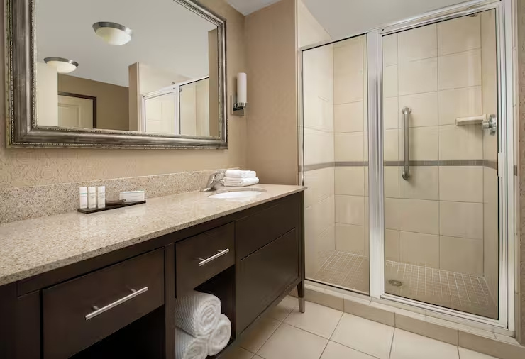 Embassy Suites by Hilton Birmingham Hoover Hotel - Chambres