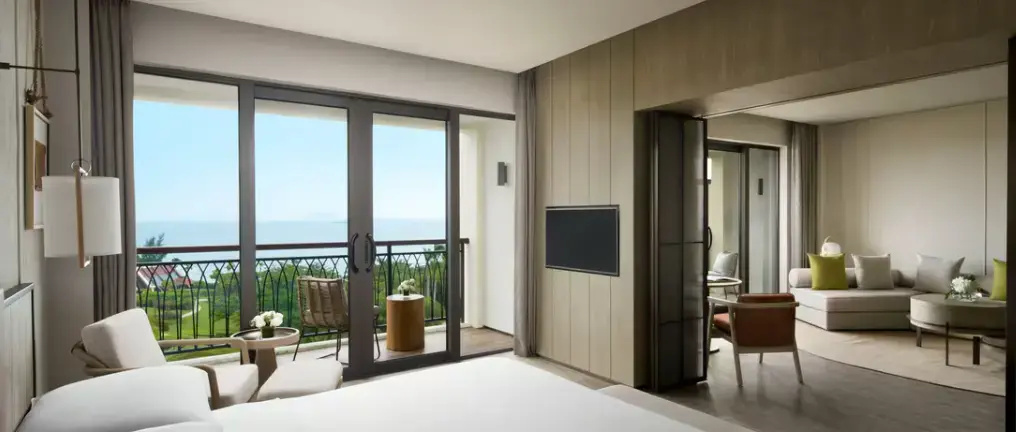 Double Suite with balcony and with ocean view (full double bed)
