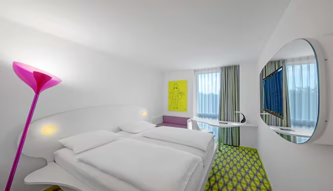 Design Double room (full double bed)