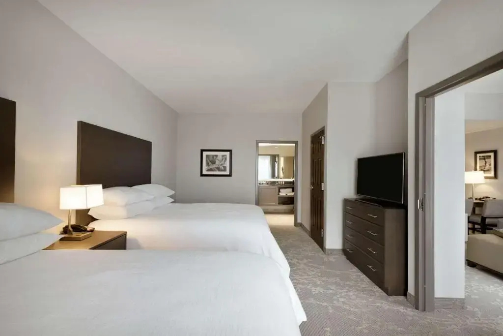 Embassy Suites by Hilton Charlotte Ayrsley - Chambres