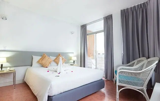 On Hotel Phuket Hotel - Chambres