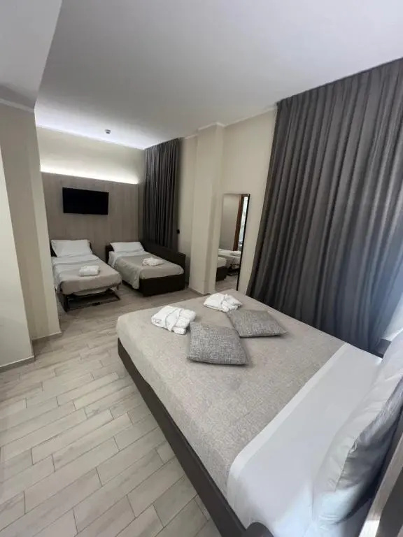 Hotel Diplomatic - Chambres