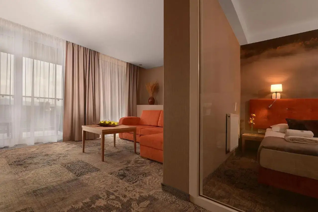 Hotel photo 12