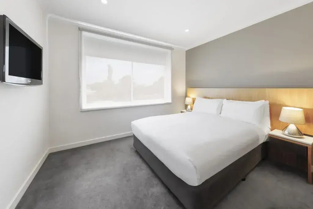 2 Bedrooms Apartment