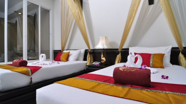 Premier Double room with balcony (twin beds)