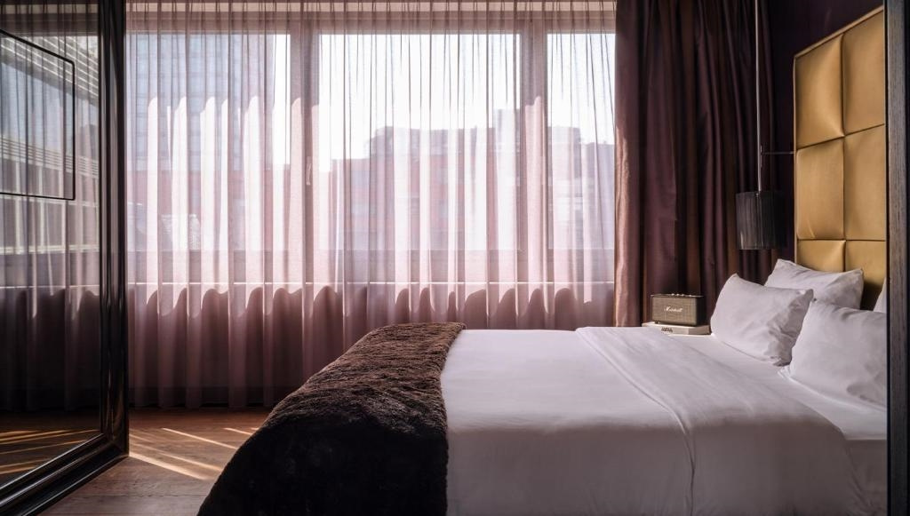 Prestige Double Suite (full double bed)