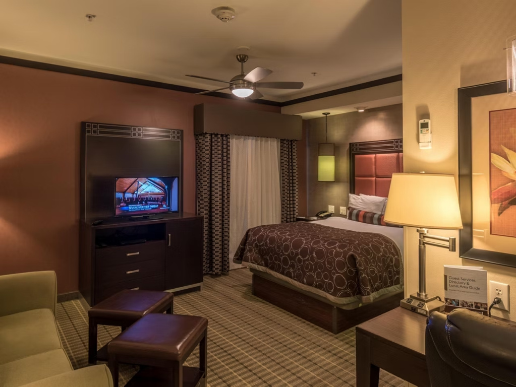 Staybridge Suites DFW Airport North by IHG - Chambres