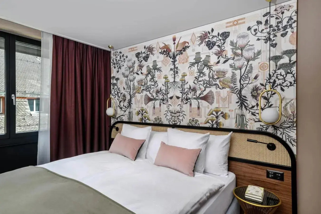 Grand Deluxe Double room with balcony (çift kişilik yatak)