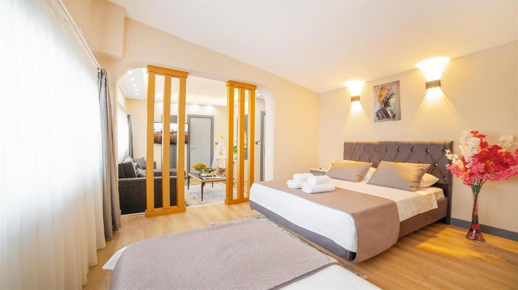 Семейный номер Deluxe в Blue Marina Hotel