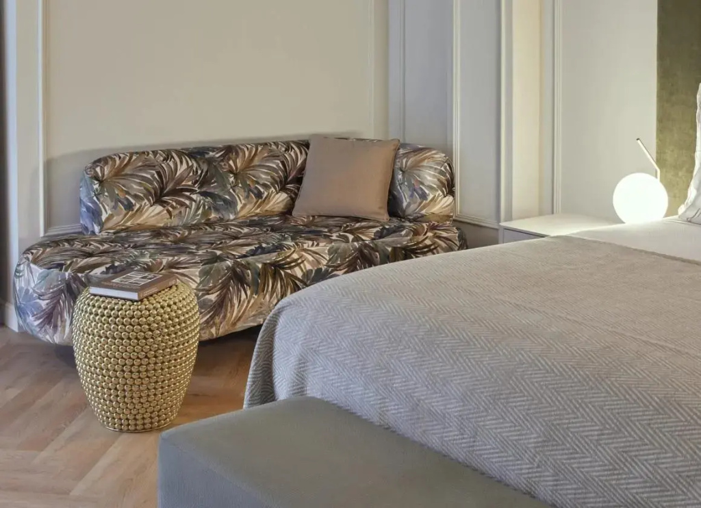 Double Junior Suite (full double bed)
