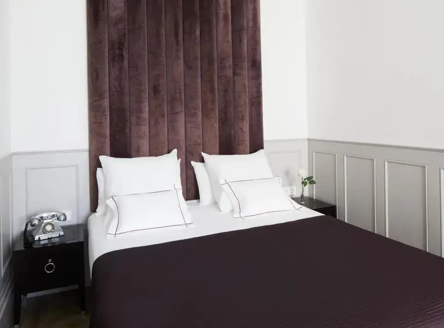Double Junior Suite (full double bed)