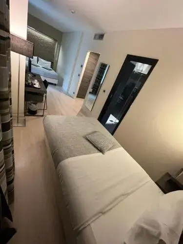 Hotel Diplomatic - Chambres