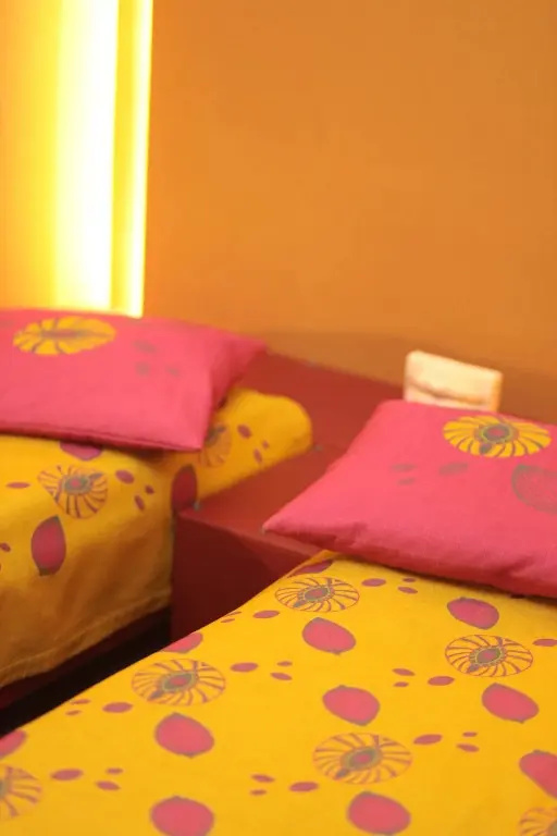 Fucsia Double Bungalow (twin beds)