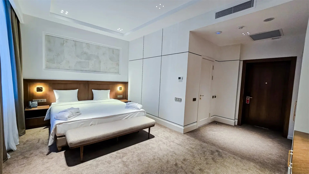 Двухместный номер Premium двуспальная кровать в Grand Hotel Tien Shan