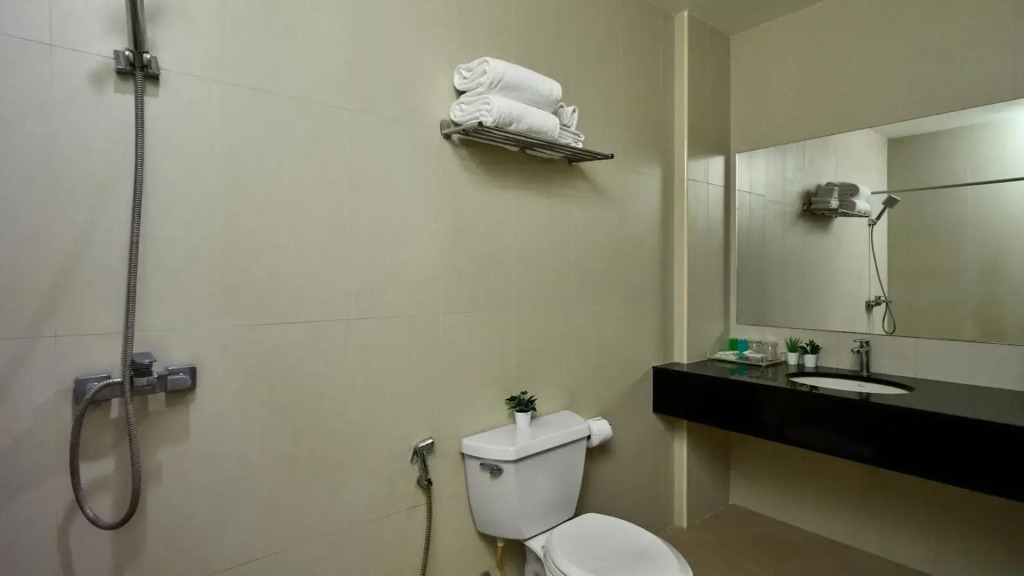Двухместный номер Deluxe двуспальная кровать в Nai Yang Beach Hotel