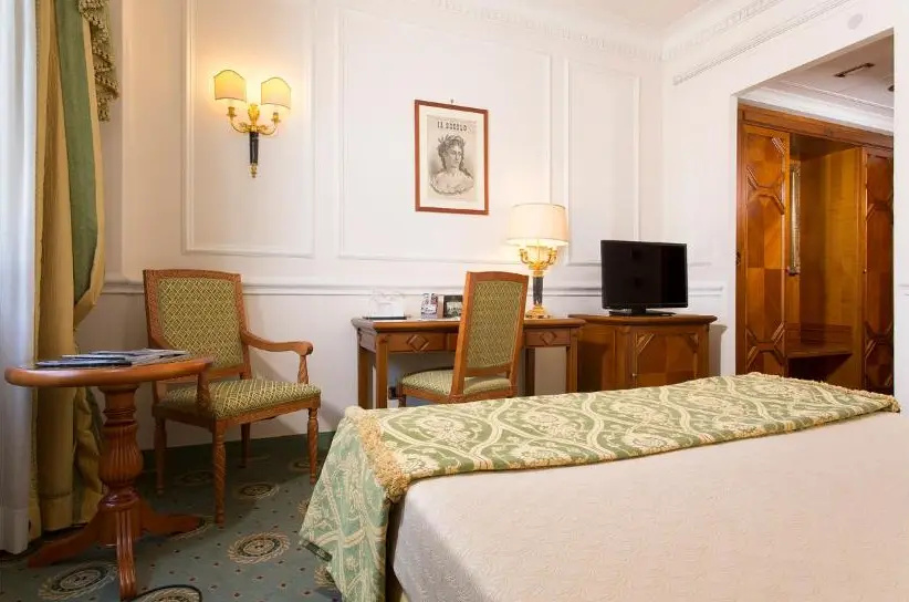 Grand Hotel Vanvitelli - Chambres