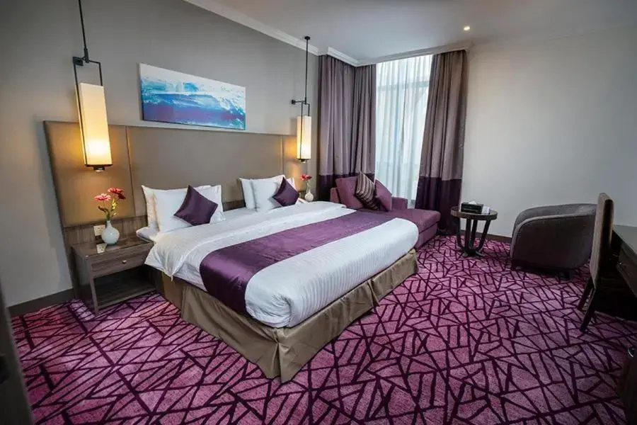 Double Junior Suite (full double bed)