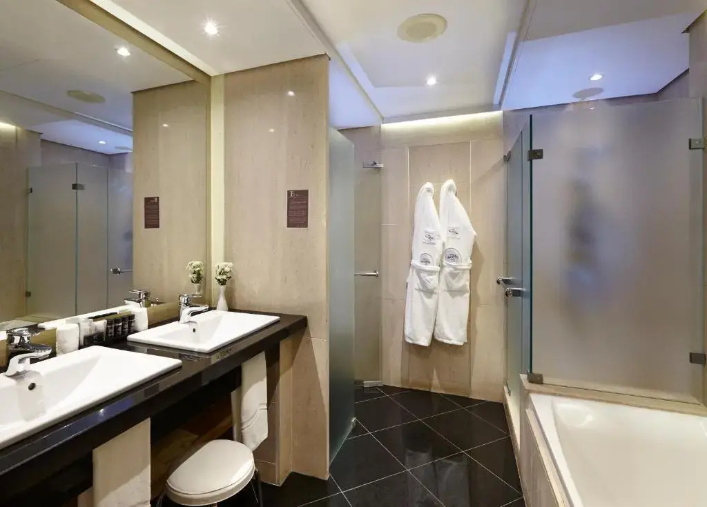 The Cliff Bay, by PortoBay - Chambres