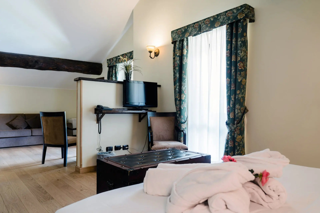 Double Suite (twin beds)
