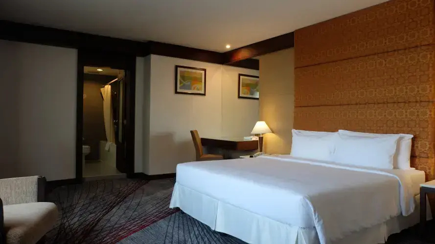 Double Suite (full double bed)