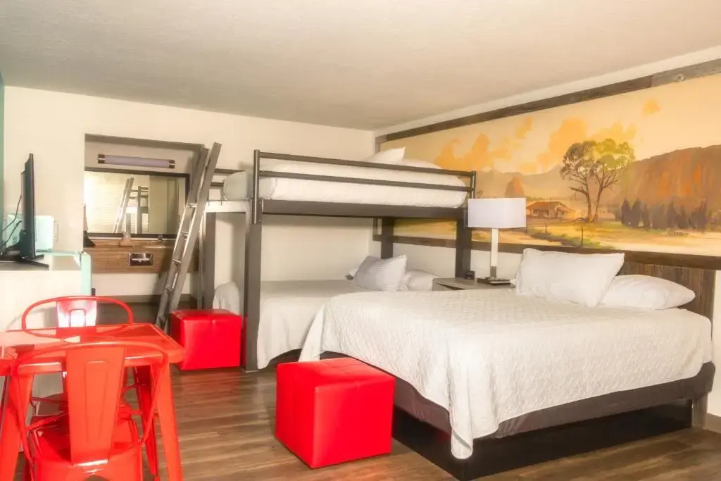 Standard Quadruple room