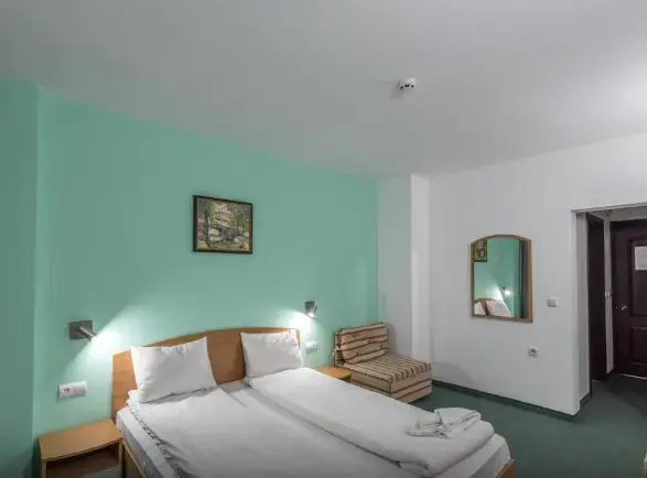 Economy Double room (full double bed)