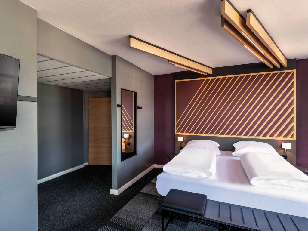 Premium Double room (full double bed)