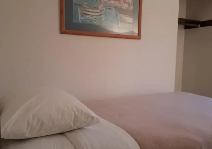 3 Bedrooms With Kitchenette Suite with lake view